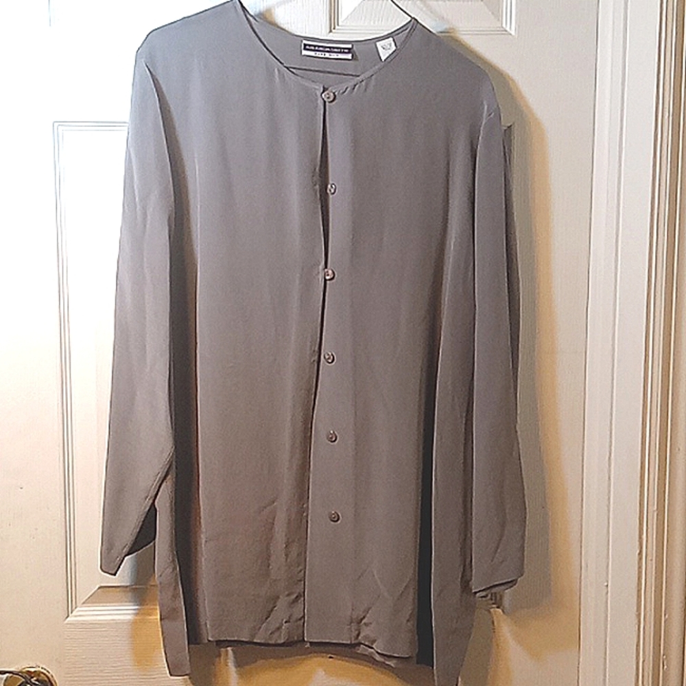 AMANDA SMITH pure silk size L long sleeve  gray button down womans dress shirt